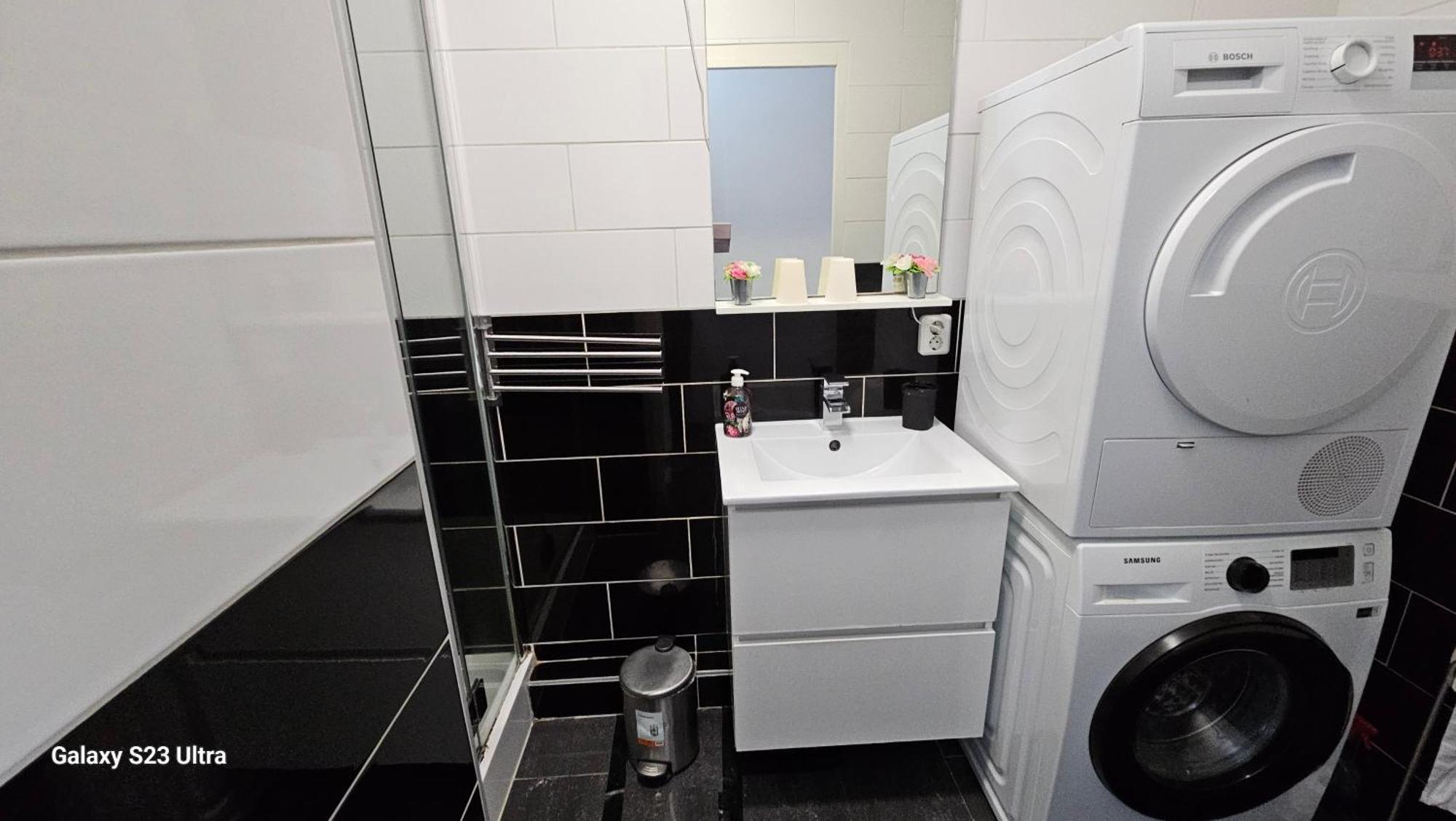 Sewdien'S Apartment Maashaven Rotterdam Kültér fotó